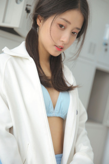 少女洛荷